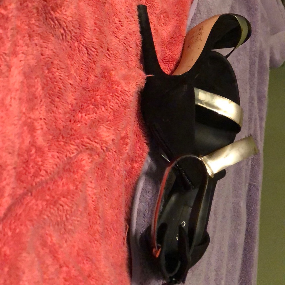 Shoes - Picture 3 of 3